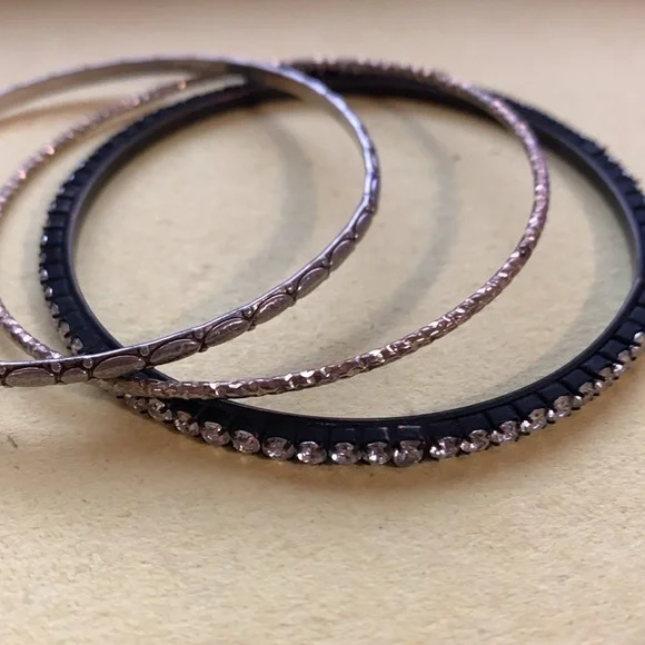 Three bracelets* - Picture 4 of 5